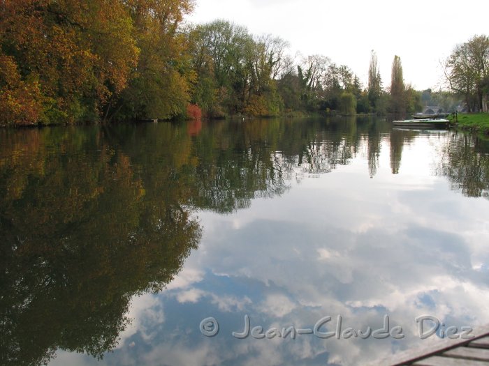 loing20.jpg - Le Loing à Moret-sur-Loing